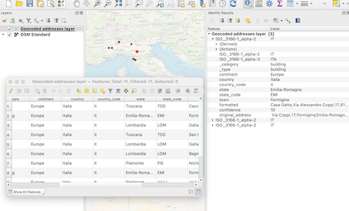 "Screenshot of the OpenCage Geocoder QGIS plugin"